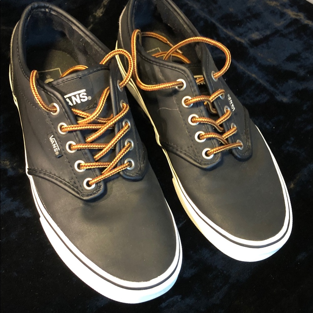 Vans Atwood MENS sneakers Sz 8.   EC